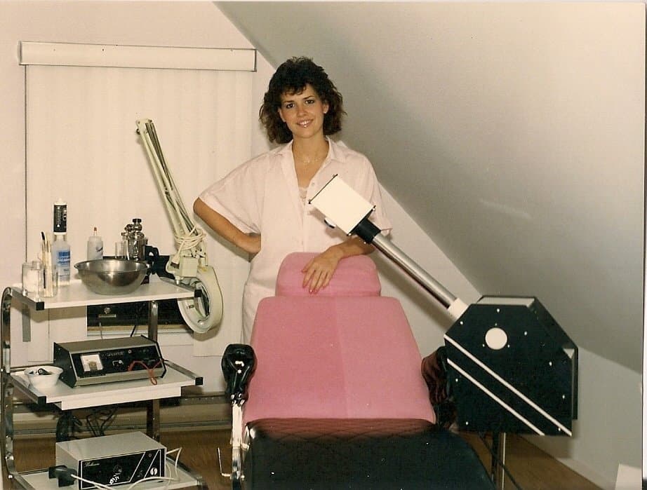 Julie Gagné in her first treatment space in 1987